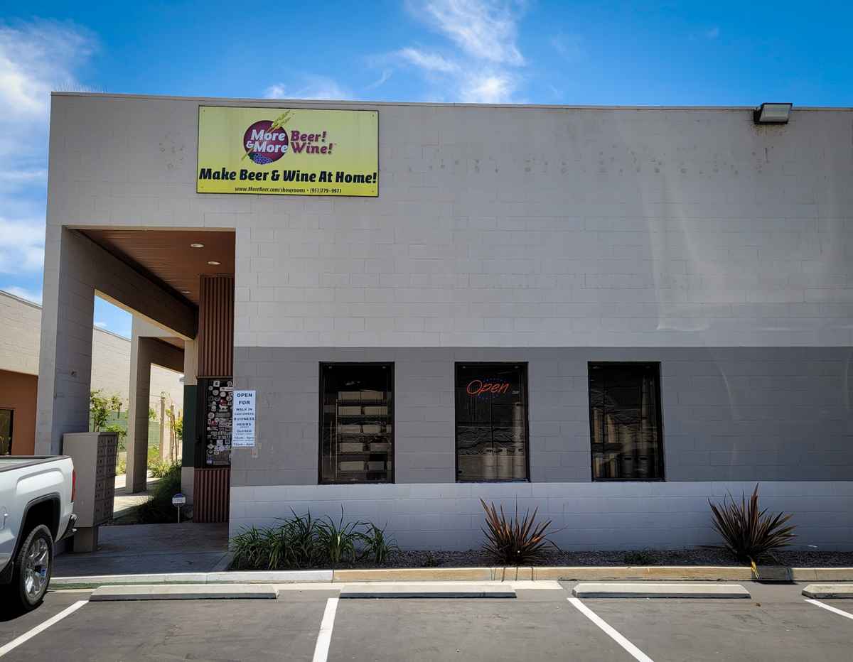 Stores & Warehouse – MoreCoffee!